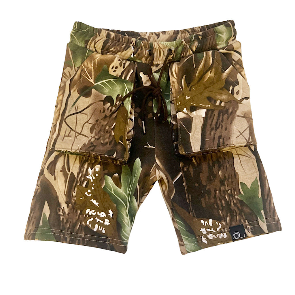 Oversized Pocket Fleece Shorts - Brown Camo